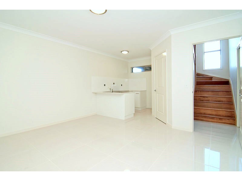 15 Baxton Place, Shailer Park QLD 4128