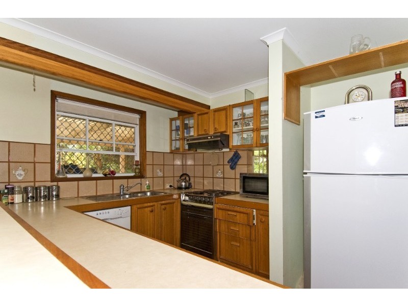 24 Jania Street, Redland Bay QLD 4165