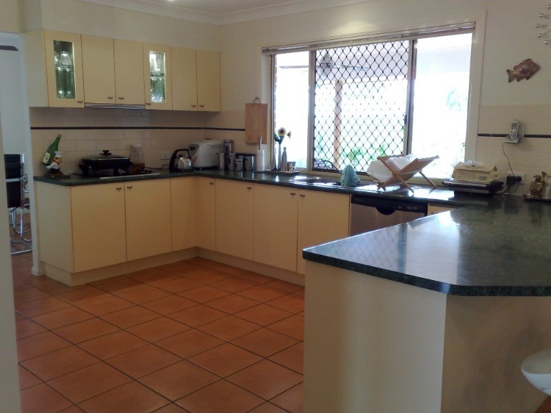 23 Lowe Court, Redland Bay QLD 4165