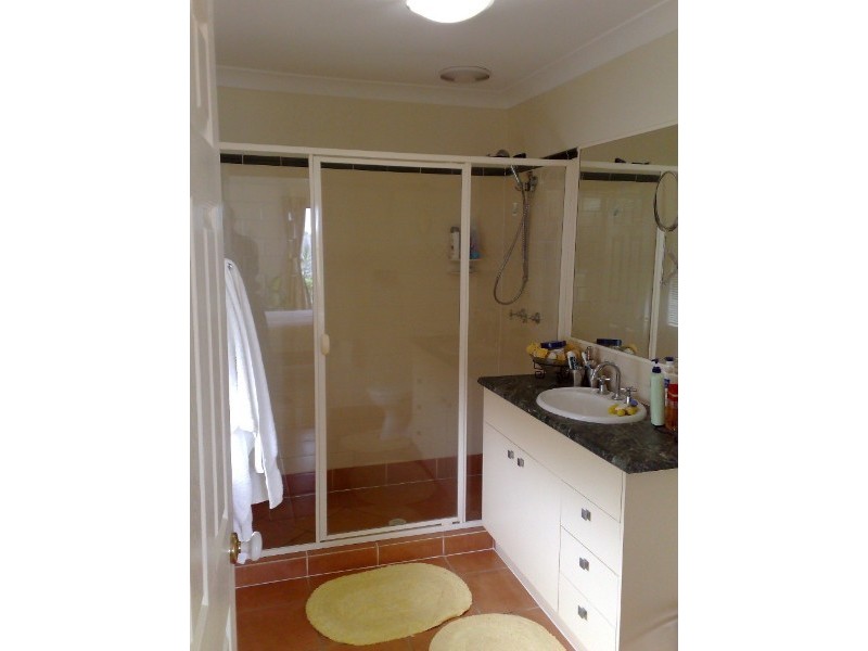 23 Lowe Court, Redland Bay QLD 4165