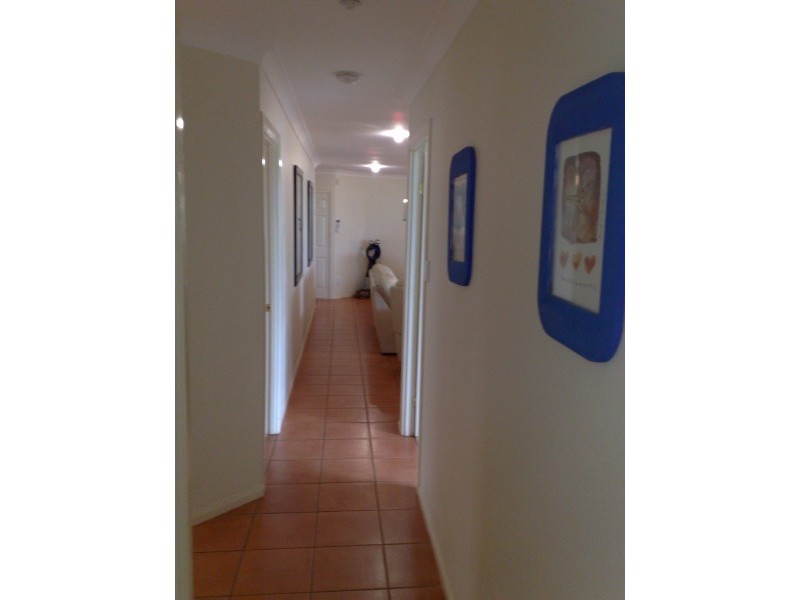 23 Lowe Court, Redland Bay QLD 4165