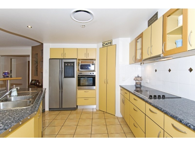 4 Bush Cherry Place, Thornlands QLD 4164