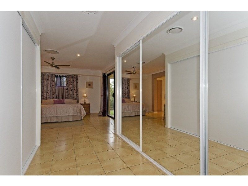 4 Bush Cherry Place, Thornlands QLD 4164