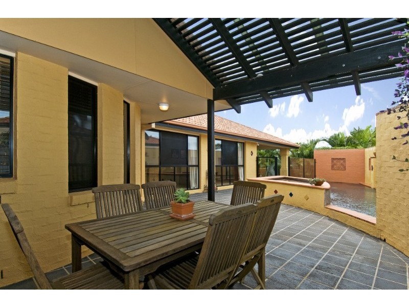 4 Bush Cherry Place, Thornlands QLD 4164