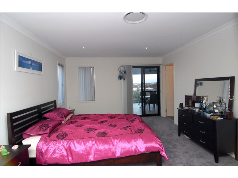 16 Hayman Street, Redland Bay QLD 4165