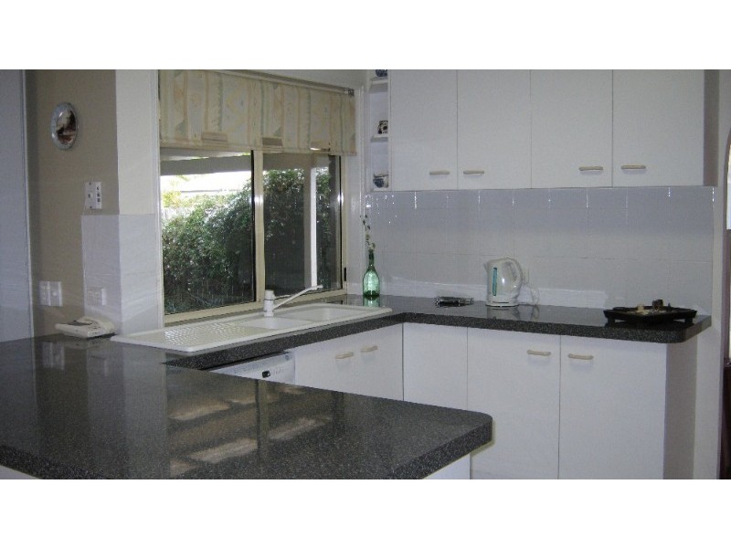 40 Strachan Road, Victoria Point QLD 4165