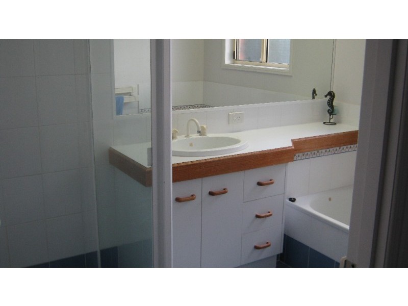 40 Strachan Road, Victoria Point QLD 4165