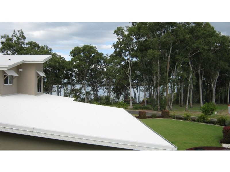 19 Sandy Cove Place, Redland Bay QLD 4165