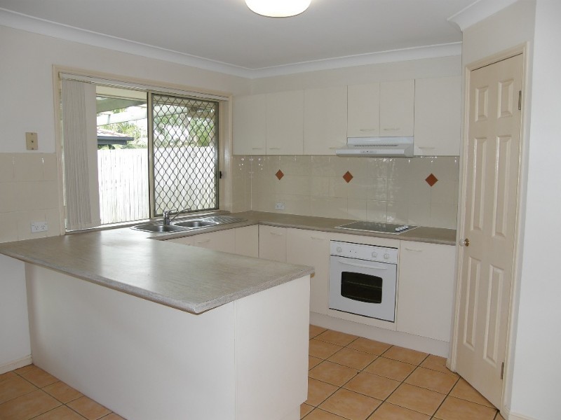 1 Kintyre Street, Victoria Point QLD 4165