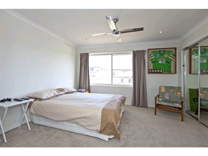 3 Huntly Place, Redland Bay QLD 4165