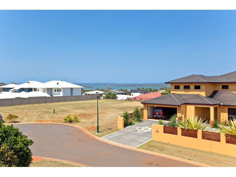 16 Irwin Place, Redland Bay QLD 4165