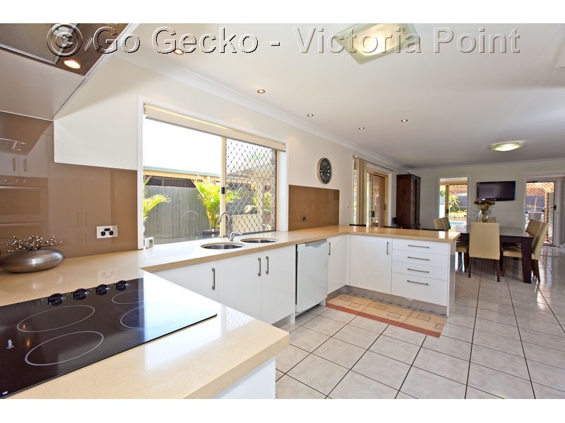 2 Bayswater Drive, Victoria Point QLD 4165