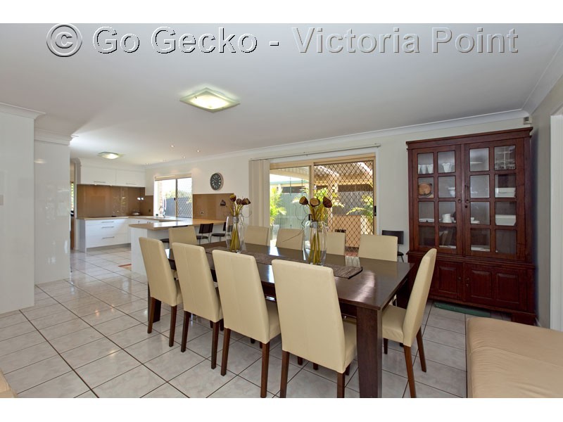 2 Bayswater Drive, Victoria Point QLD 4165