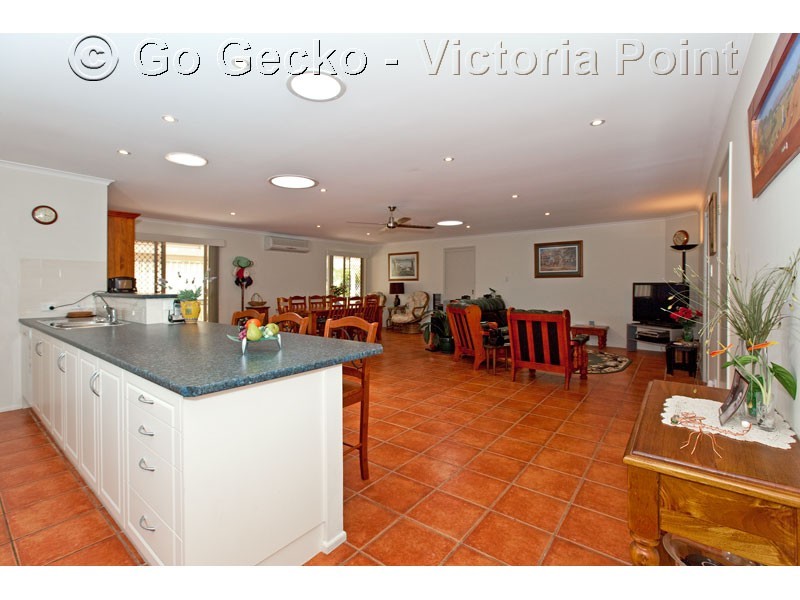 66 Sunshine Drive, Cleveland QLD 4163