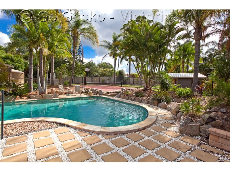 7 Carnoustie Court, Victoria Point QLD 4165