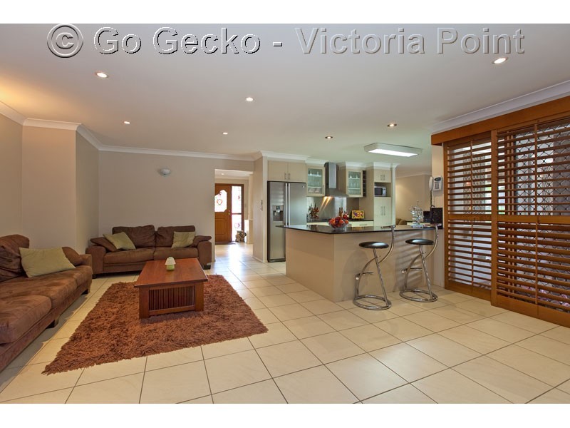 7 Carnoustie Court, Victoria Point QLD 4165