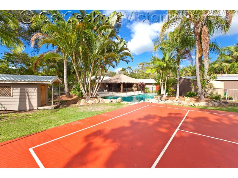 7 Carnoustie Court, Victoria Point QLD 4165