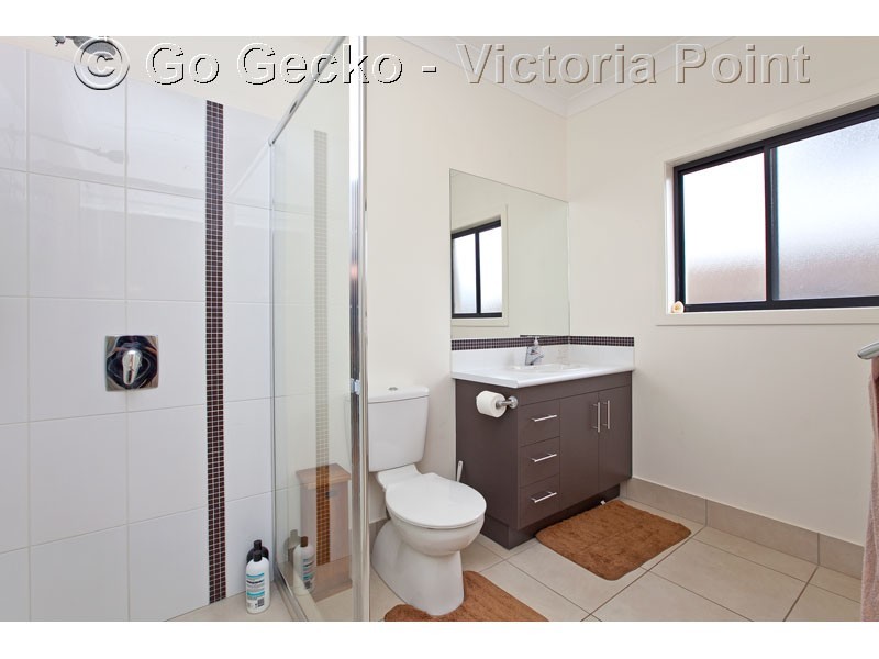 11 Highland Street, Redland Bay QLD 4165