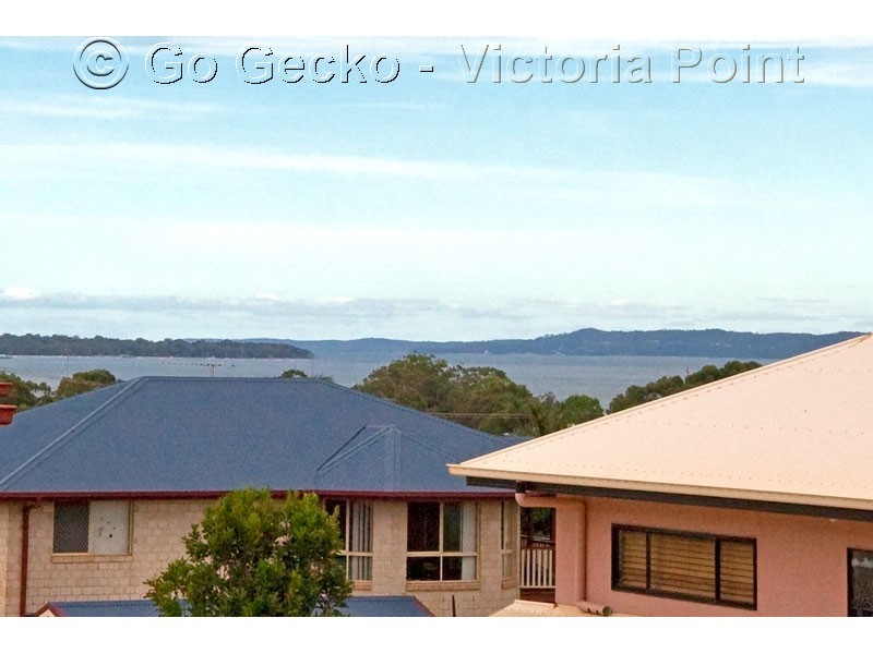 11 Highland Street, Redland Bay QLD 4165