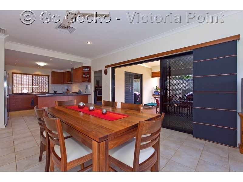 28 Bedarra Street, Redland Bay QLD 4165