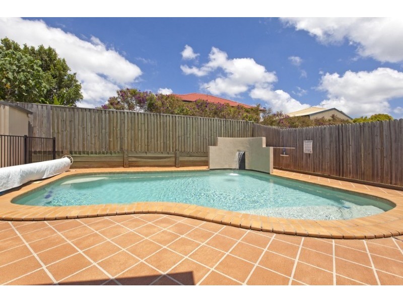 28 Bedarra Street, Redland Bay QLD 4165
