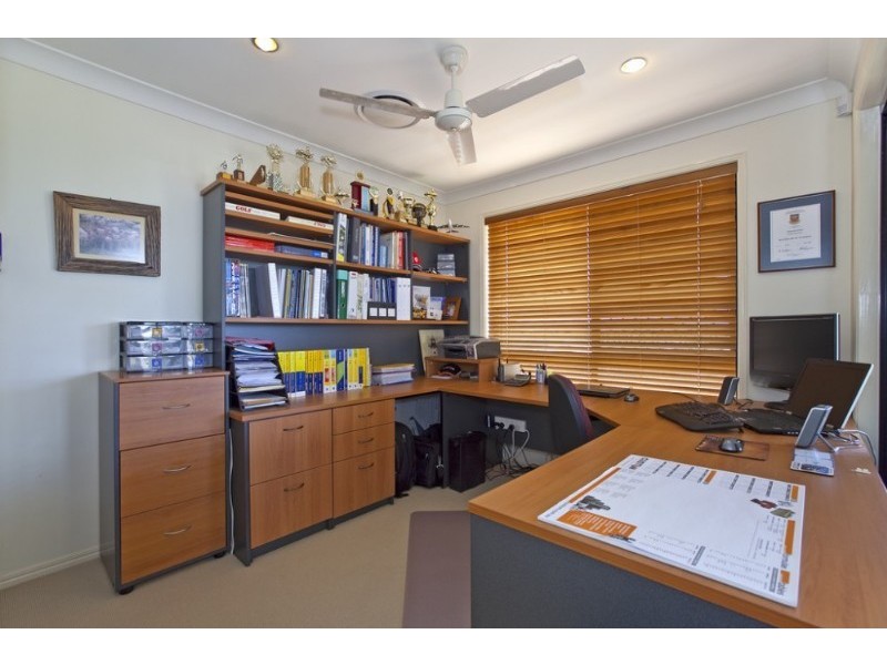 28 Bedarra Street, Redland Bay QLD 4165