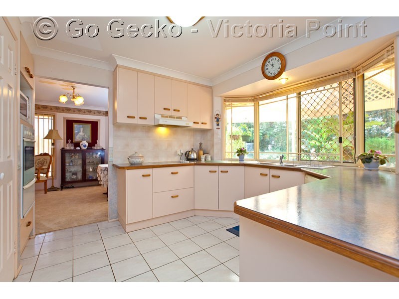 82 Pitt Street, Redland Bay QLD 4165