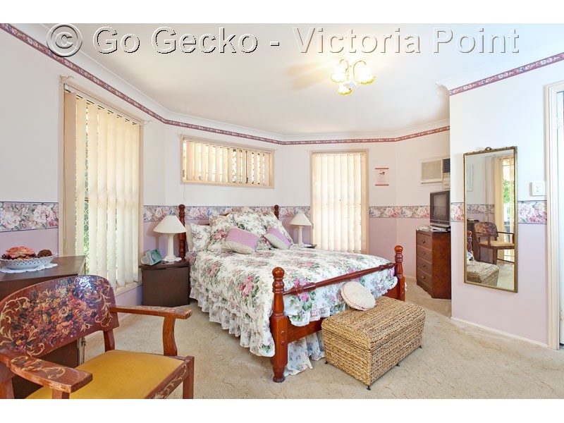 82 Pitt Street, Redland Bay QLD 4165