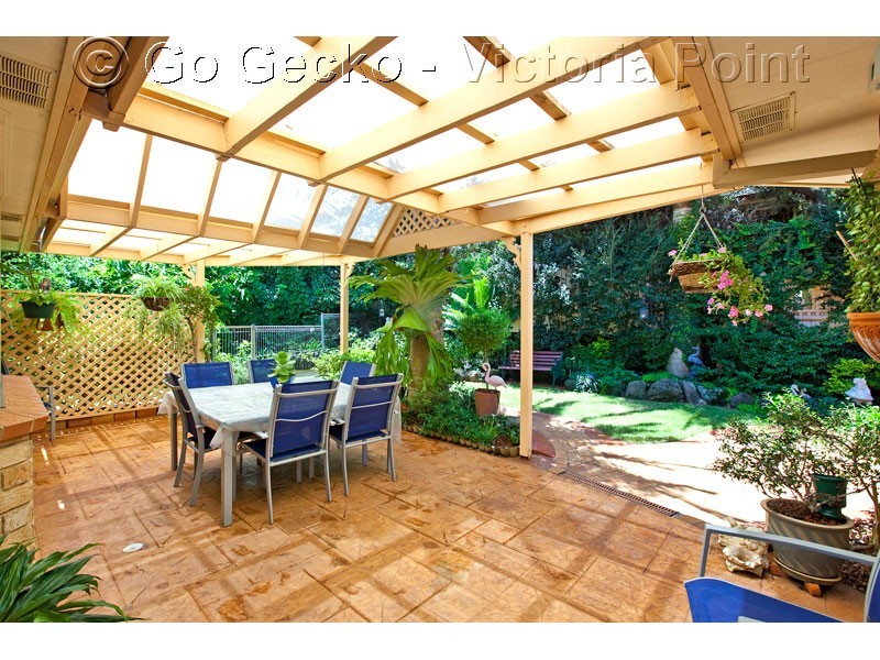 82 Pitt Street, Redland Bay QLD 4165