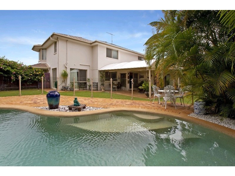 5 Hilary Avenue, Redland Bay QLD 4165