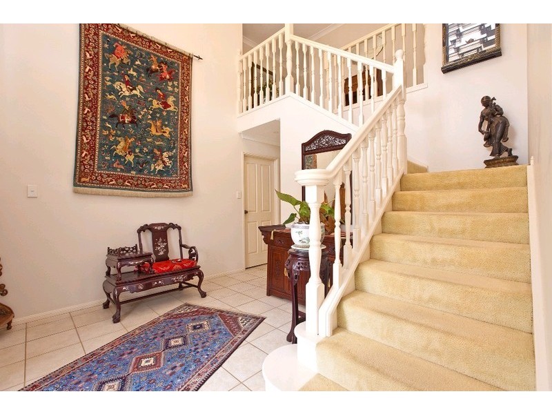 5 Hilary Avenue, Redland Bay QLD 4165