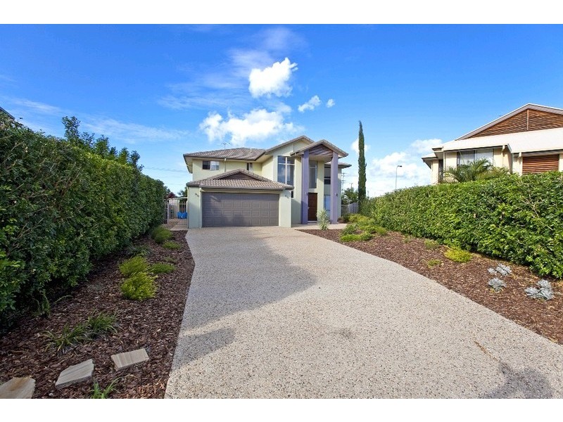 13 Braemar Court, Redland Bay QLD 4165