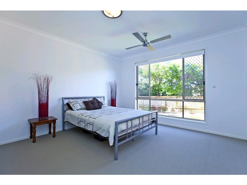 13 Braemar Court, Redland Bay QLD 4165