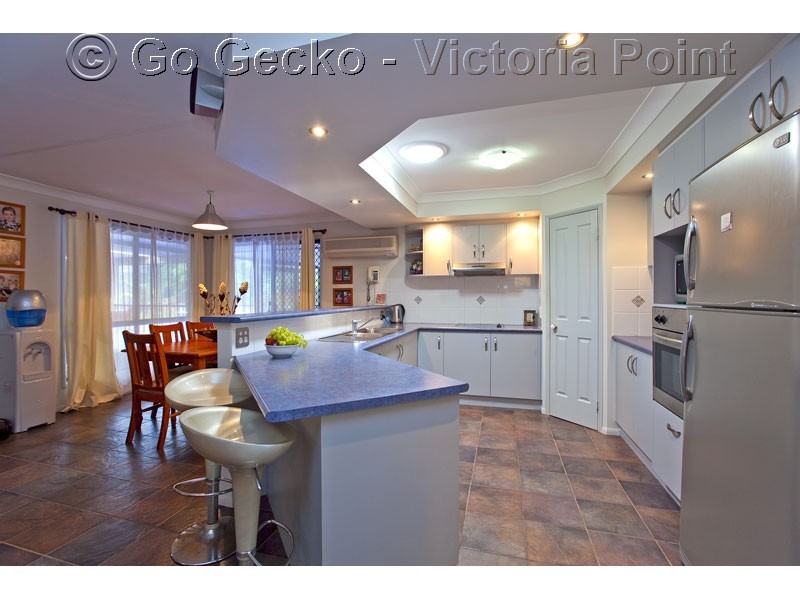 28 Grevillea  Street, Redland Bay QLD 4165