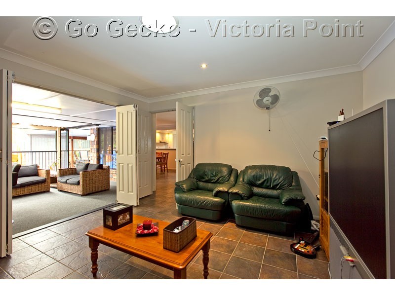 28 Grevillea  Street, Redland Bay QLD 4165