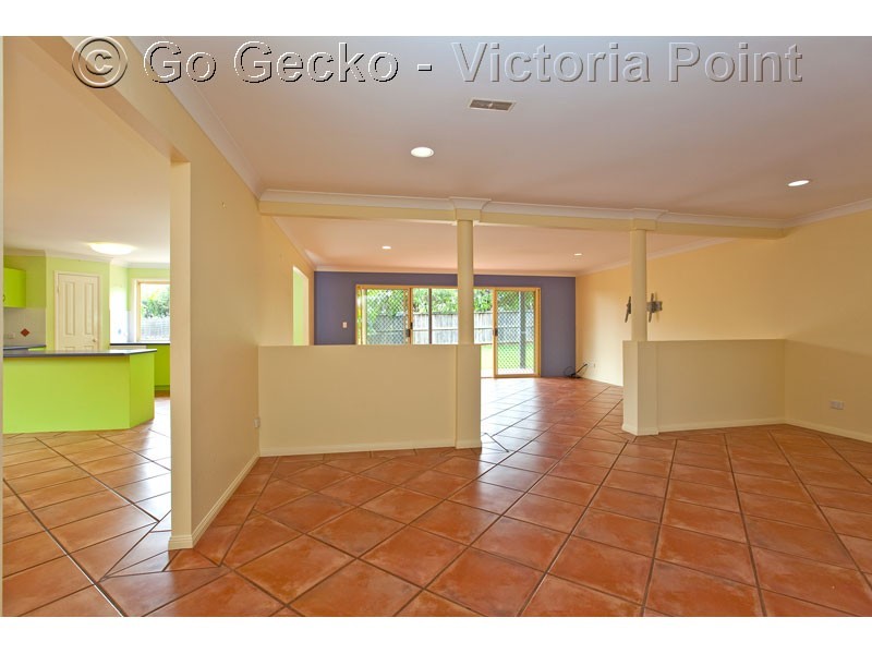 10 Braemar Court, Redland Bay QLD 4165