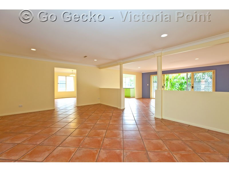 10 Braemar Court, Redland Bay QLD 4165