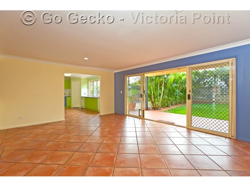 10 Braemar Court, Redland Bay QLD 4165