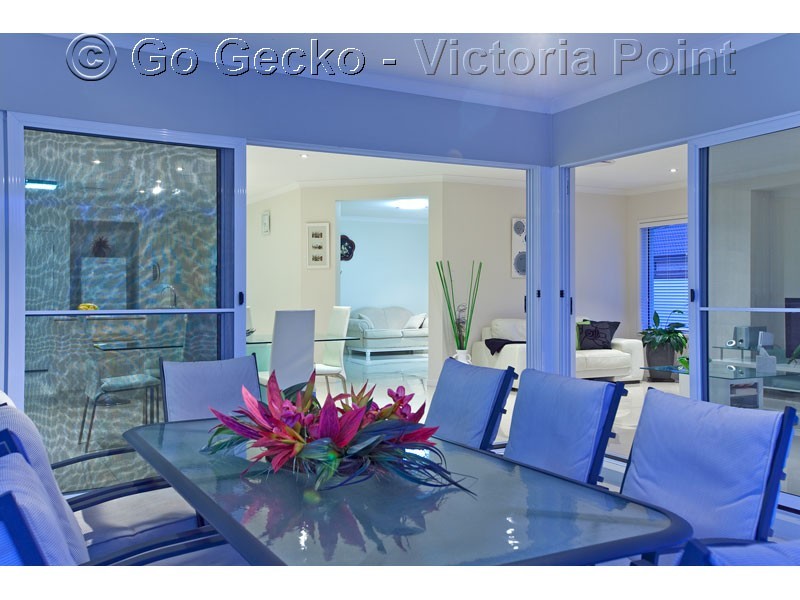 1 woodcrest Close, Redland Bay QLD 4165