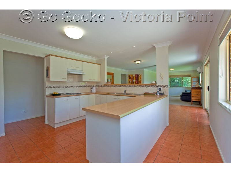 8 Bangalow Street, Victoria Point QLD 4165