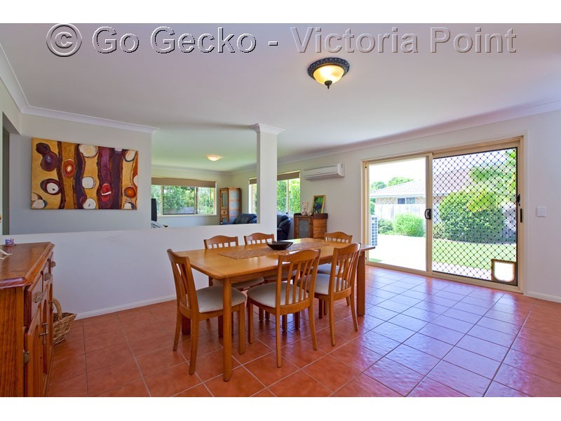 8 Bangalow Street, Victoria Point QLD 4165