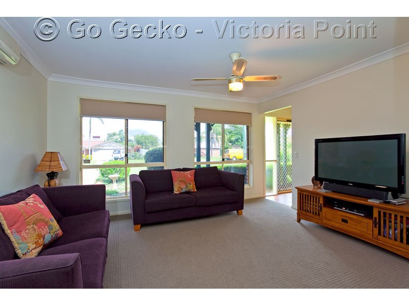 8 Bangalow Street, Victoria Point QLD 4165