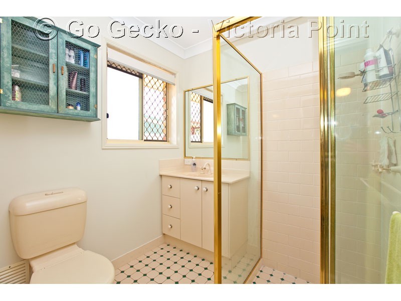 8 Bangalow Street, Victoria Point QLD 4165