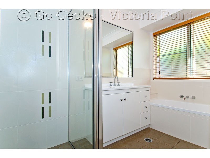 15 Tea Tree Court, Victoria Point QLD 4165