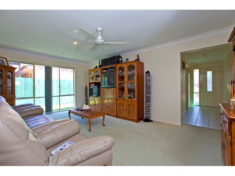 14 Gladebourne Crescent, Victoria Point QLD 4165