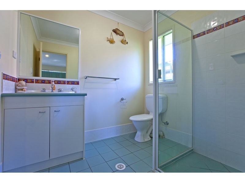 14 Gladebourne Crescent, Victoria Point QLD 4165