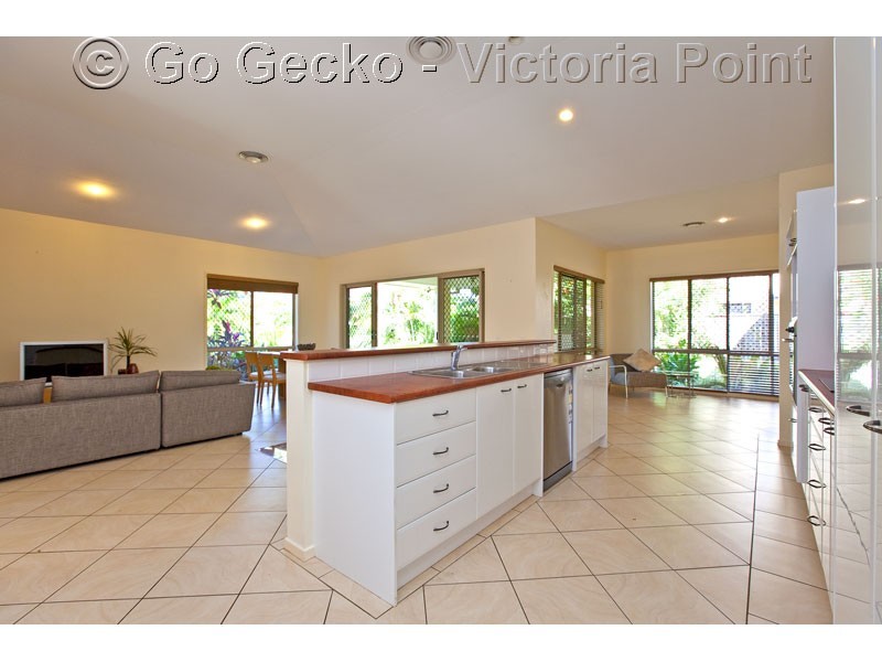 30 Morris Circuit, Thornlands QLD 4164