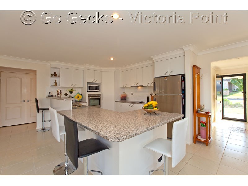 5 Cole Street, Redland Bay QLD 4165