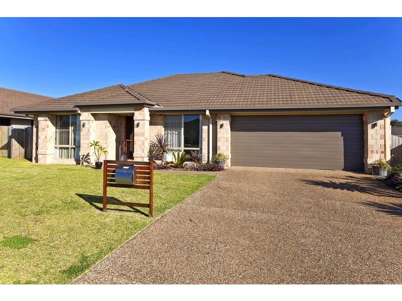 56 Sunningdale Drive, Redland Bay QLD 4165