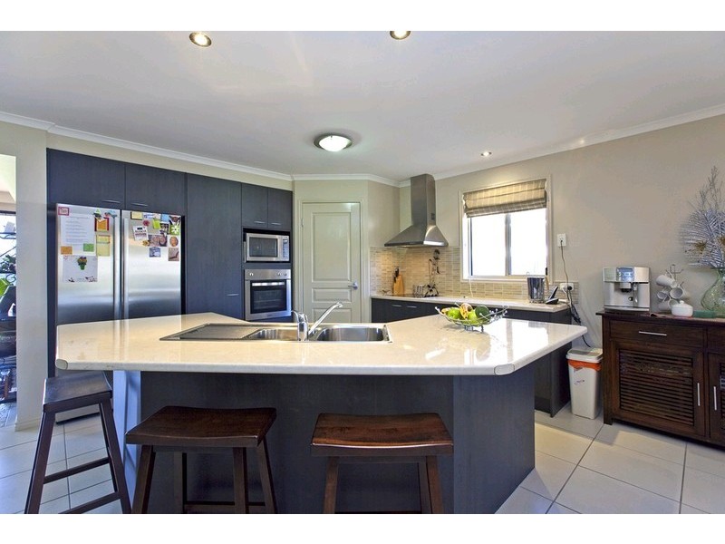 56 Sunningdale Drive, Redland Bay QLD 4165